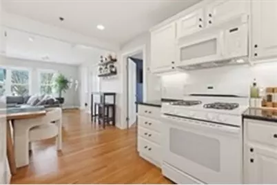 12 Benton St #4, Stoneham, MA 02180 - Photo 15