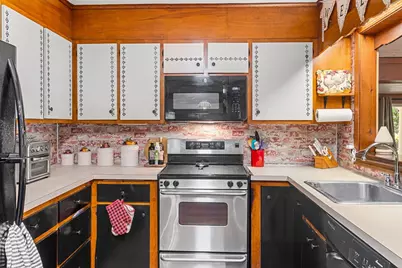 23 Paradise Ln, Halifax, MA 02338 - Photo 9