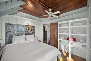 838 Commercial St, Provincetown, MA 02657 - Photo 25