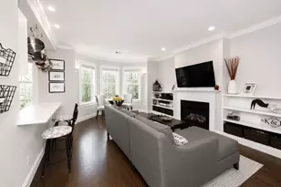 656 E 7th St, Boston, MA 02127 - Photo 5