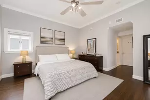 656 E 7th St, Boston, MA 02127 - Photo 9