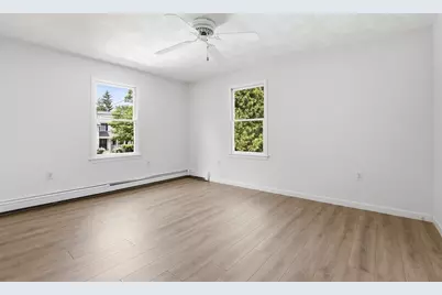 22 Railroad Avenue, Bedford, MA 01730 - Photo 15
