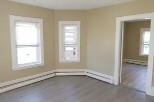 25 Oakland Ave, Everett, MA 02149 - Photo 3