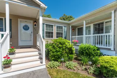 43 Fieldstone Circle, Bridgewater, MA 02324 - Photo 3