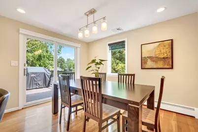 21 Hancock St, Bedford, MA 01730 - Photo 5