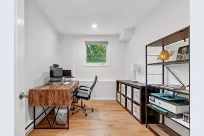 21 Hancock St, Bedford, MA 01730 - Photo 23