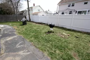 31 Appleton St, Quincy, MA 02171 - Photo 7