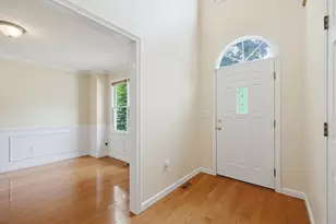 6 Oakwood Ct, Framingham, MA 01701 - Photo 17