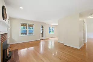 6 Oakwood Ct, Framingham, MA 01701 - Photo 13