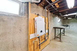 815 Sea St, Quincy, MA 02169 - Photo 25