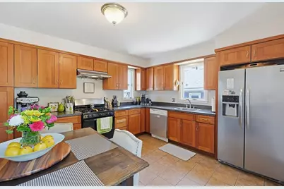 72 Dysart St, Quincy, MA 02169 - Photo 35