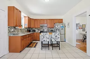 72 Dysart St, Quincy, MA 02169 - Photo 9