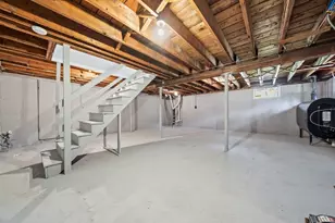 21 Pauline St, Randolph, MA 02368 - Photo 25