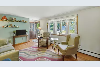 5 Lanebrook Cir, Granby, MA 01033 - Photo 11