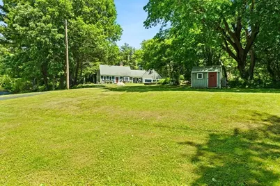 71 E Main St, Middleborough, MA 02346 - Photo 3