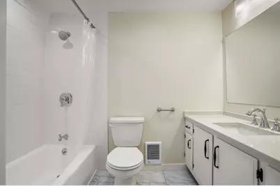 122 Fulton Street #16, Boston, MA 02109 - Photo 7