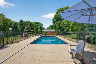 425 Rogers St, Tewksbury, MA 01876 - Photo 3