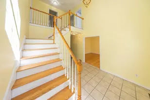 469 Walnut St, Shrewsbury, MA 01545 - Photo 3