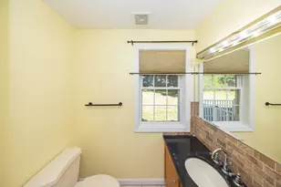 469 Walnut St, Shrewsbury, MA 01545 - Photo 17