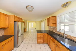 469 Walnut St, Shrewsbury, MA 01545 - Photo 11