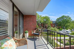 75 Grove St, Wellesley, MA 02482 - Photo 39