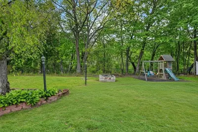 31 Mount View Dr., Clinton, MA 01510 - Photo 3