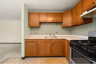 141 Willard St #8, Quincy, MA 02169 - Photo 3