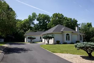 176 Genovevo Dr, Ludlow, MA 01056 - Photo 35