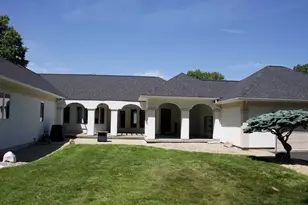 176 Genovevo Dr, Ludlow, MA 01056 - Photo 5