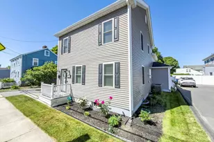 212 Main St, Fairhaven, MA 02719 - Photo 3