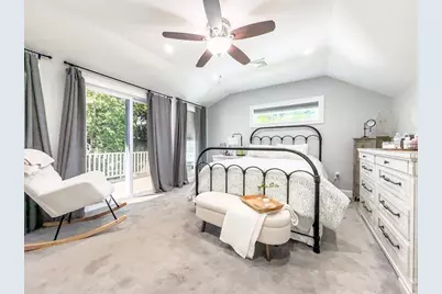 212 Main St, Fairhaven, MA 02719 - Photo 25