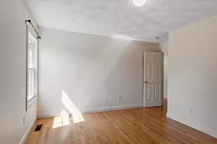 9 Meeting House Cir, Bedford, MA 01730 - Photo 25