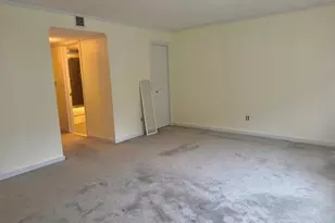 282 Place Ln, Woburn, MA 01801 - Photo 13