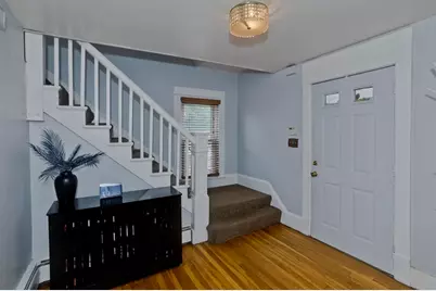 15 Monticello Ave, Springfield, MA 01109 - Photo 3