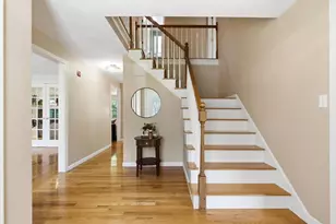 11 Thornton Dr, Burlington, MA 01803 - Photo 3