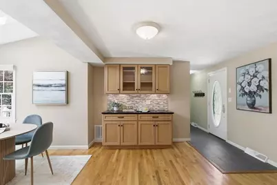 11 Thornton Dr, Burlington, MA 01803 - Photo 9