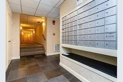 135 Pleasant St #202, Brookline, MA 02446 - Photo 15