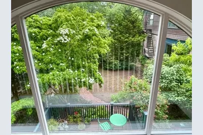 71 Abbottsford, Brookline, MA 02446 - Photo 3
