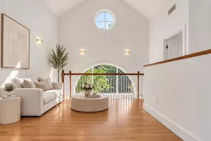 71 Abbottsford, Brookline, MA 02446 - Photo 23