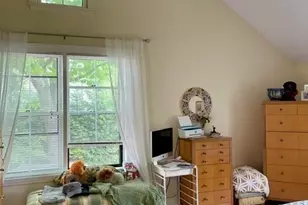 71 Abbottsford, Brookline, MA 02446 - Photo 25