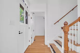 71 Abbottsford, Brookline, MA 02446 - Photo 13