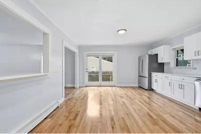 8 Ash St, Plymouth, MA 02360 - Photo 5