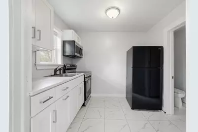 8 Ash St, Plymouth, MA 02360 - Photo 17