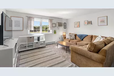 91 Pleasant #C11, Medfield, MA 02052 - Photo 3