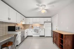 91 Pleasant, Medfield, MA 02052 - Photo 9