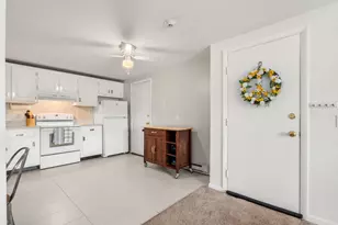 91 Pleasant, Medfield, MA 02052 - Photo 7