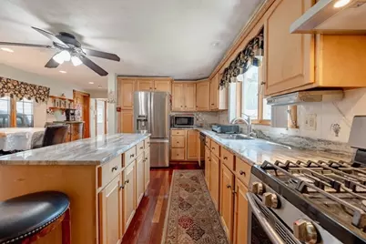 33 Water St, Medford, MA 02155 - Photo 9
