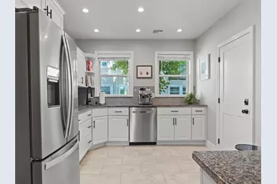 10 Ashmont Ct #1, Boston, MA 02122 - Photo 5