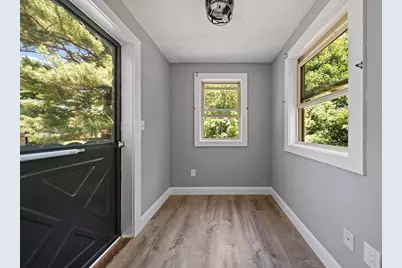 37 Bent Ave, Malden, MA 02148 - Photo 17
