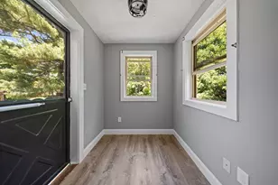 37 Bent Ave, Malden, MA 02148 - Photo 17